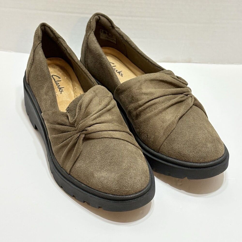 Clarks Womens Calla Style Loafer Size 7 Olive Chunky Lug Platform Shoe